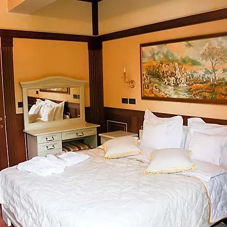 Hotel My
